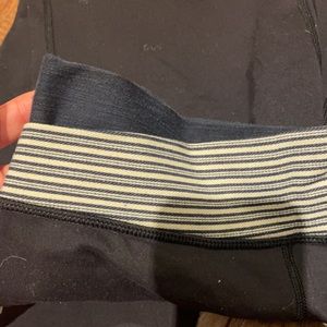 Lulu lemon size 6 yoga pants new